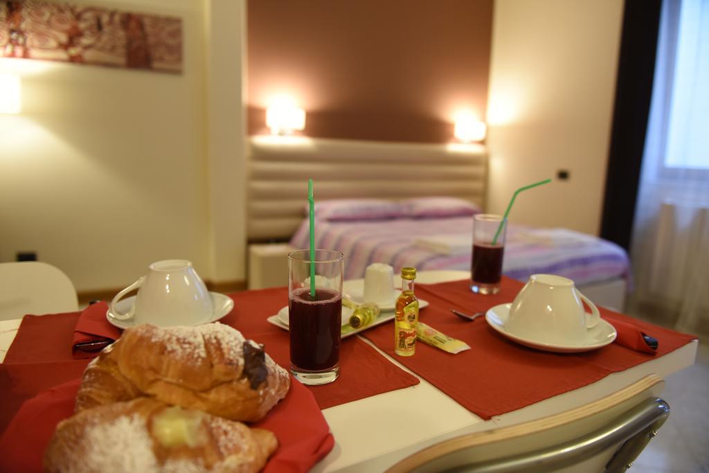 B&B La Dimora Di Iside เบเนเวนโต ภายนอก รูปภาพ