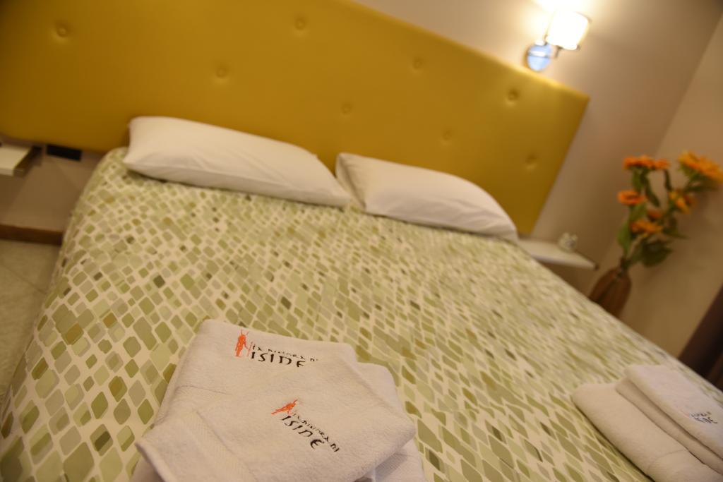 B&B La Dimora Di Iside เบเนเวนโต ภายนอก รูปภาพ