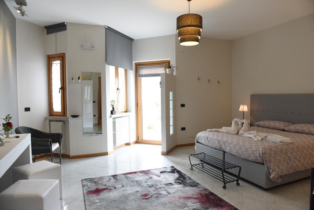 B&B La Dimora Di Iside เบเนเวนโต ห้อง รูปภาพ