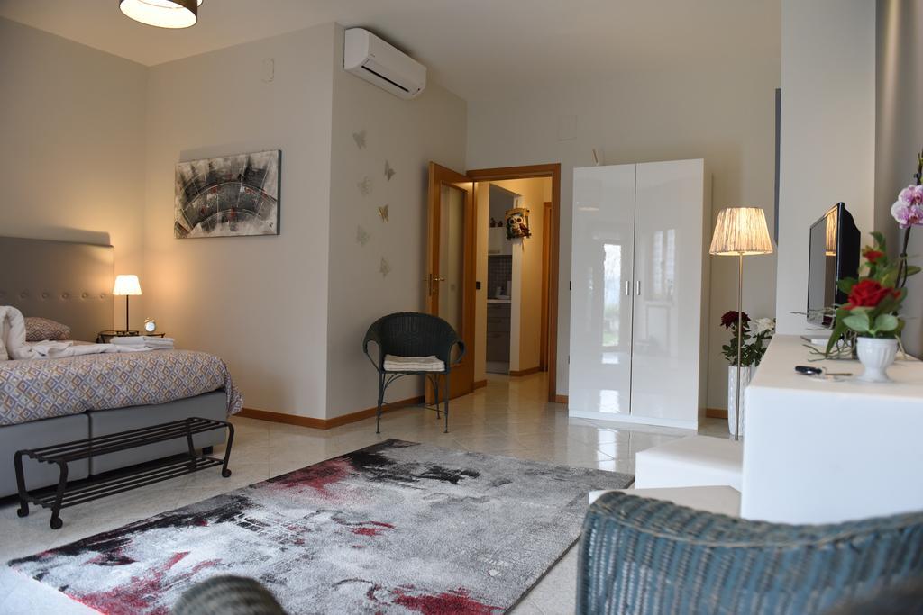 B&B La Dimora Di Iside เบเนเวนโต ภายนอก รูปภาพ