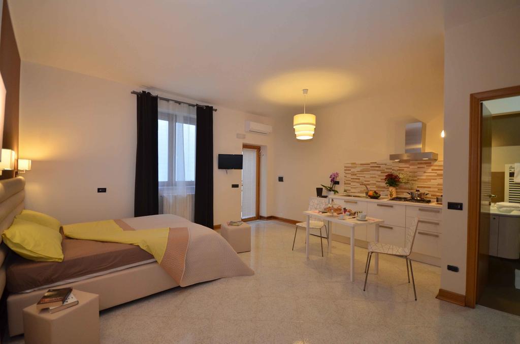 B&B La Dimora Di Iside เบเนเวนโต ห้อง รูปภาพ